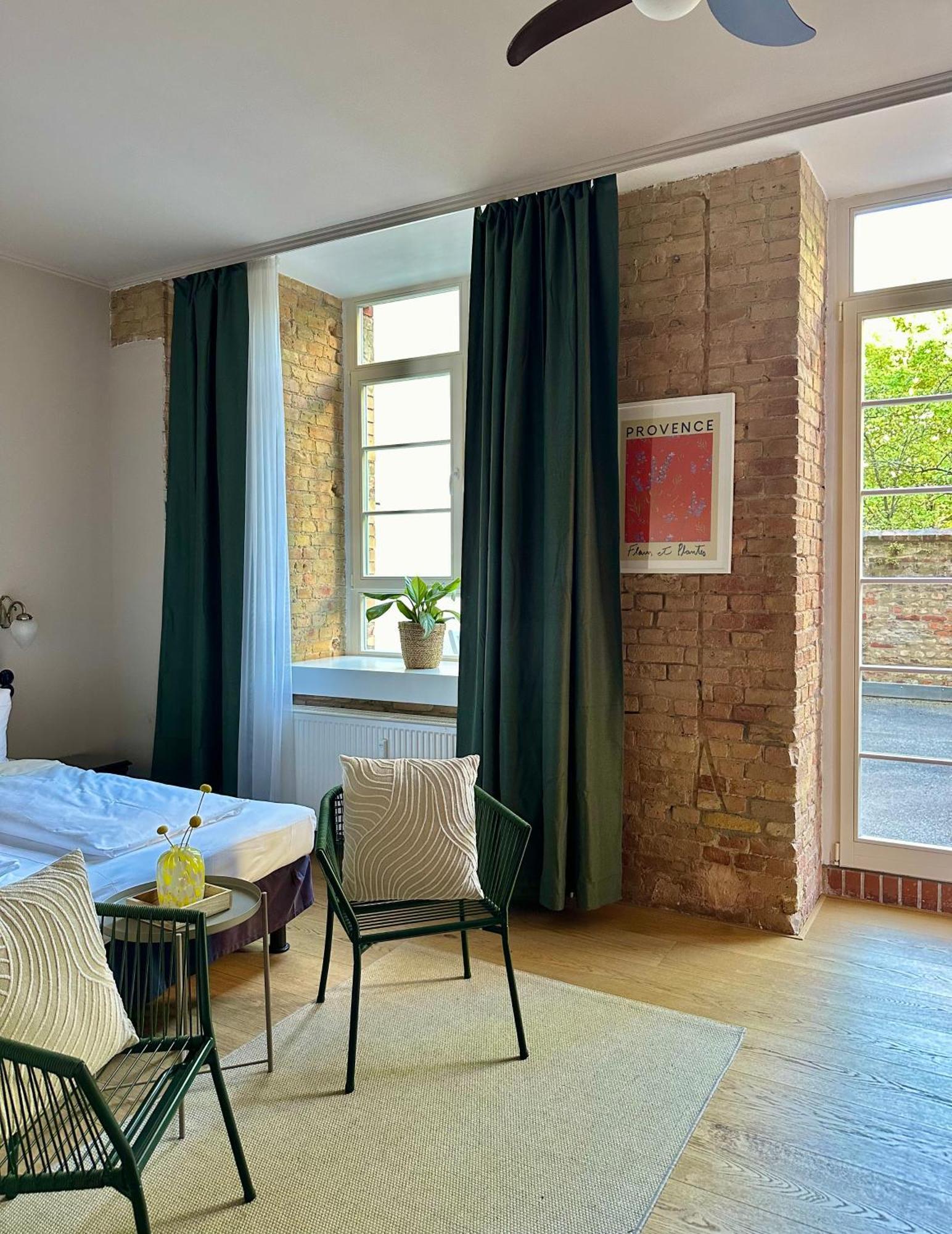 Hotel Cinderella.Kreuzberg à Berlin Extérieur photo